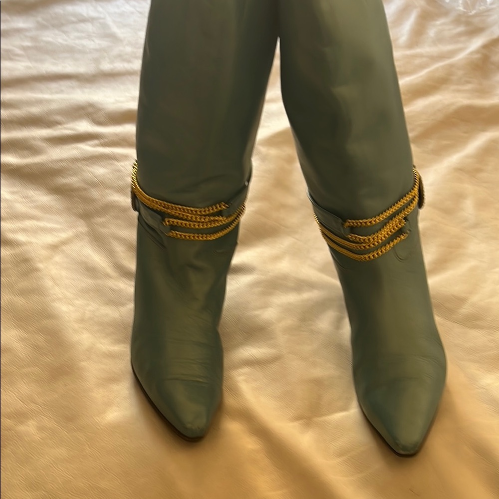 Sophisticated Blue Heeled Boots with Gold Chains